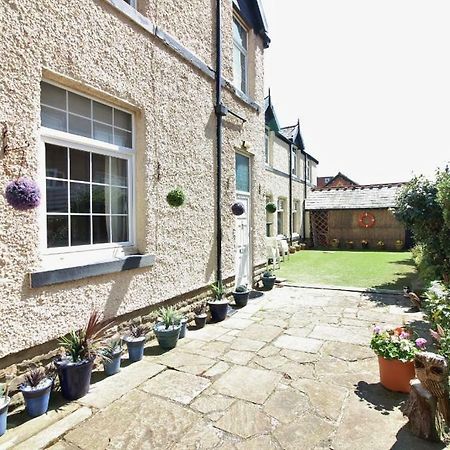The Coach House Apartment Lytham St Annes Exteriör bild