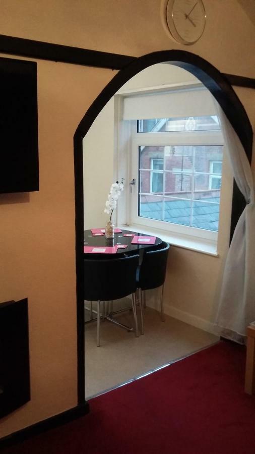 The Coach House Apartment Lytham St Annes Exteriör bild