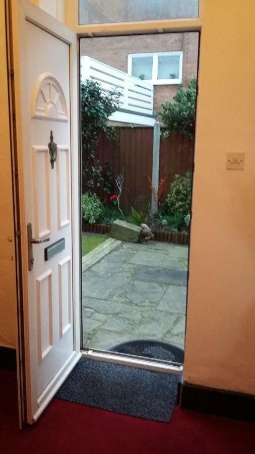 The Coach House Apartment Lytham St Annes Exteriör bild